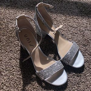 Size 8 silver glitter chunky heels